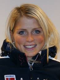 Val di Fiemme – Therese Johaug ha vinto la 10 km tecnica libera ai mondiali di sci nordico 2013, in Val di Fiemme. La venticinquenne norvegese ha sconfitto ... - Therese-Johaug-mondiali-sci-nordico-2013-10-km-tl