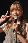 ローラ、大好きな彼のために