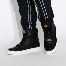 「トラヴィス・タッチダウン ノーモア★ヒーローズ」の画像検索結果