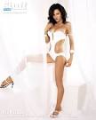 http://cdn2.maxim.com/maxim/files/2004/09/15/tia-texada/tia_texada_l1.jpg