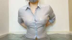 ワイシャツ　ノーブラ|画像・写真 ローラ、「お胸が\u2026」前開きシャツのセクシーSHOTに ...