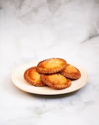 Image result for gevulde koek