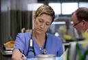 A Nurse Reviews 'NURSE JACKIE' - NYTimes.
