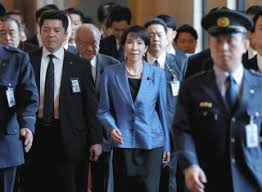 Image result for 17歳の現役看護学生