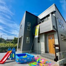 Image result for 東大和市芋窪4丁目〈新築〉多摩モノレール「上北台」駅徒歩14分　ZEH水準省エネ住宅　太陽光発電採用住宅　長期優良住宅　敷地面積広々42坪以上　18.5帖のLDK　浄水器　浴室乾燥機　全3棟A号棟