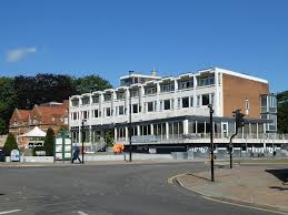 Image result for Lincoln Eastgate Club