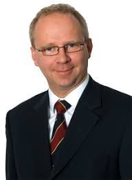 <b>Hartmut Hansen</b>. Wirtschaftsprüfer Steuerberater Rechtsanwalt - hansen