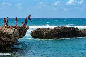 Attēlu rezultāti vaicājumam “Ena montana”