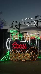 Attēlu rezultāti vaicājumam “Populus x lettland”