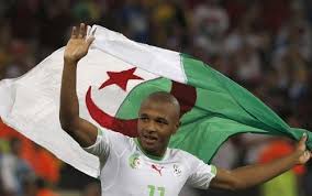 صورة اللاعب براهيمي  مع المنتخب الوطني الجزائري  Images?q=tbn:ANd9GcSW1IcOYwLZwe1iSeRGNQKlQpUDE8mbwnAM72HzuLAHH_SXbUF4ig
