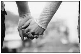 Take my hand tonight, let´s not think about tomorrow ♫