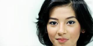 Video: Naked Face Make Up Untuk Wajah Bulat & Brown Skin Tone ...