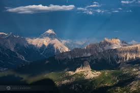 Attēlu rezultāti vaicājumam “anticrepuscular rays”