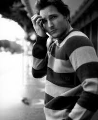 Peter Facinelli -  9 Images?q=tbn:ANd9GcSZTMbpsOhF7k4kgGX7jJsGSiCDCYH1pPRkVC-a6H0IPVFhsFDP