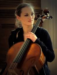 danach folgten Konstanze Liebeskind und Mareike Wedler. Mit acht Jahren (2004) beteiligte sie sich bei Jugend musiziert (Regionalwettbewerb: 1.