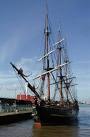 HMS Bounty leaving Albert Dock. The Hollywood replica of the HMS Bounty - via Daymix