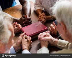 Image result for foto de pessoasrezando