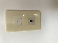 Image result for コンセント　穴 %