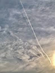 Attēlu rezultāti vaicājumam “Contrail shadows”