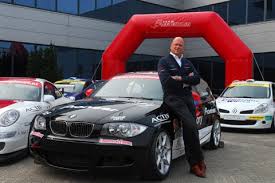 “Dit jaar rijd ik daar alweer voor de dertigste keer.” hans_rutte. Hans Rutte BMW 130i Cup In de BMW 130i Cup is Sebastiaan Bleekemolen de titelkandidaat ... - hans_rutte