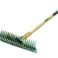 Dethatching rake