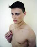 Eduardo B. :: Newfaces
