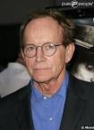 http://static1.purepeople.com/articles/9/15/49/9/%40/75470-lance-henriksen-637x0-1.jpg