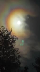 Attēlu rezultāti vaicājumam “Lunar corona”