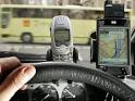 HowStuffWorks "Do car GPS devices cause accidents?"
