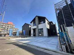 Image result for 中藤2丁目〈売地〉広々426.17㎡（法面含む）上下水道引込済、法面利用価値大、建築条件はございません。お好きなハウスメーカーで建築できます。