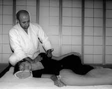 Shiatsu Grundlagen | Ismail Wasawari – Shiatsu \u0026amp; Osteopathie in Aachen