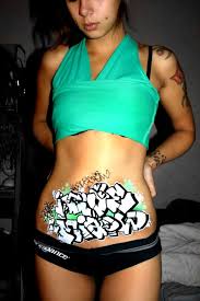 Belgium Grafitty Body Painting