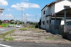 Image result for 中藤2丁目〈売地〉広々426.17㎡（法面含む）上下水道引込済、法面利用価値大、建築条件はございません。お好きなハウスメーカーで建築できます。