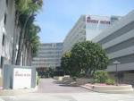 File:BeverlyHilton01.jpg