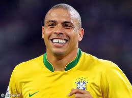 62 bàn thắng trong màu áo đội tuyển Brazil của Rô “béo” sẽ được tái hiện trong ... - 110807TTRonaldo03
