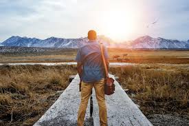 Image result for hombre en el cruce de caminos