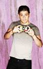 http://handson.provocateuse.com/images/photos/enver_gjokaj_02.jpg