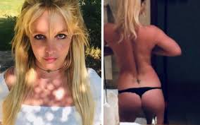 Resultado de imagem para "britney spears" calcinha