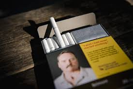 Image result for avertissement paquet de cigarette suisse