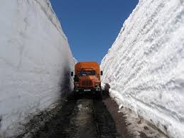 Картинки по запросу япония снег дороги