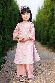 アオザイ　子供|魅力的な ベトナム アオザイ 子供 3点 - ベビー服(~95cm)