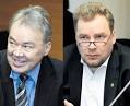 Tapani Yli-Saunamäki (left)
