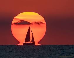 Attēlu rezultāti vaicājumam “Etruscan Vase Omega Sun”