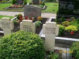 Grab von Manfred Prepens (01.03.1944-19.04.1945), Friedhof Backemoor