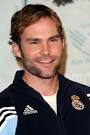 Seann William Scott looks like