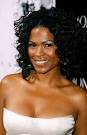 Nia Long Short Curls - Short Hairstyles Lookbook - StyleBistro - Nia+Long+Short+Hairstyles+Short+Curls+8_gV-85jiDGl