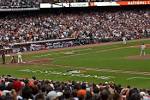 File:Barry Bonds, Dan Haren 2007 MLB All-Star Game.jpg - Wikipedia ...