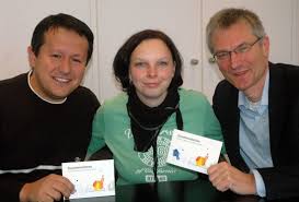 Selim Mercan, Nina Bramkamp und Karl Federschmidt vom Projekt „ZusammenSetzen“. - onlineImage