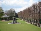 In 1790, local dignitary Alderman James Simmons laid out the park into - via Daymix