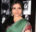 Soha Ali Khan in Saree - images?q=tbn:ANd9GcStFY_CUCmmfIOoX0PcvnevRCIPjxyeu8B8-1sMpUkKj8jH4XjbCx6Buy7O